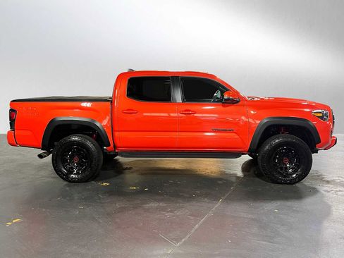Used 2023 Toyota Tacoma TRD Pro image 2