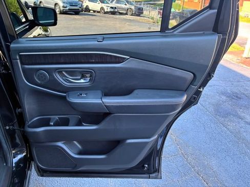 Used 2023 Honda Pilot Elite image 18