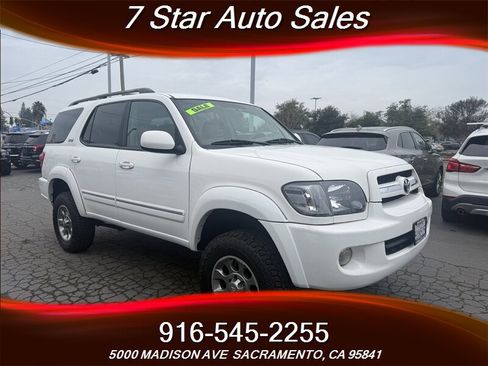 Used 2005 Toyota Sequoia SR5 image 1