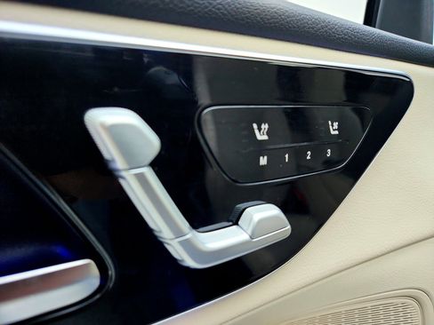 Certified 2025 Mercedes-Benz GLC 300 GLC 300 image 13