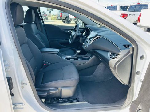 Used 2024 Chevrolet Malibu LT FWD image 29