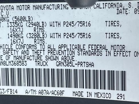 Used 2020 Toyota Tacoma SR AWD/4WD image 11