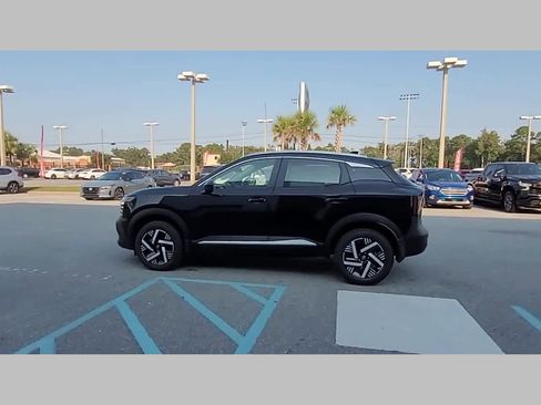 New 2026 Nissan Kicks SV image 26