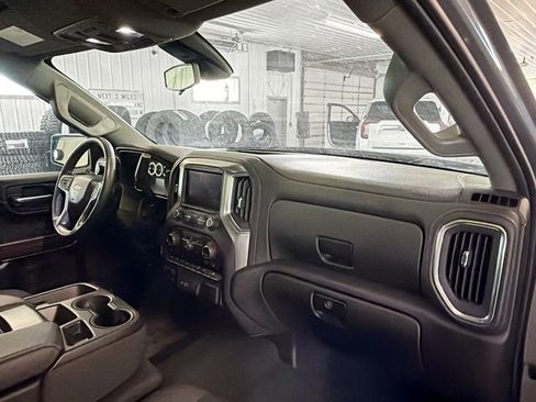 Used 2022 Chevrolet Silverado 1500 LT w/ Convenience Package II AWD/4WD image 12