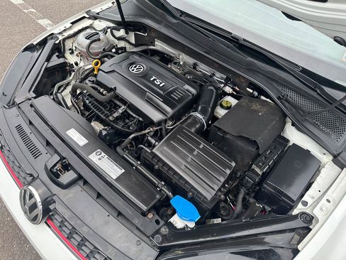 Used 2017 Volkswagen GTI Autobahn FWD image 32