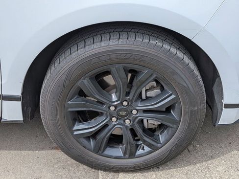 Certified 2022 Ford Edge SE w/ Black Appearance Package AWD/4WD image 7