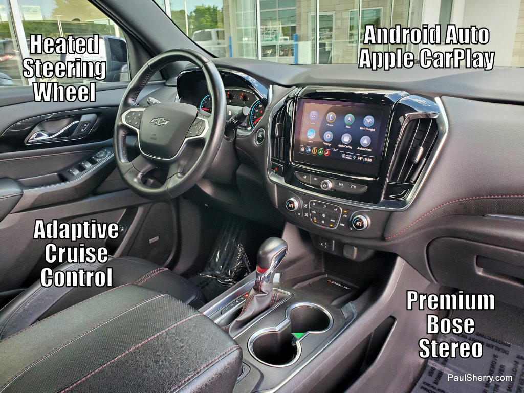 Used 2022 Chevrolet Traverse RS FWD image 2