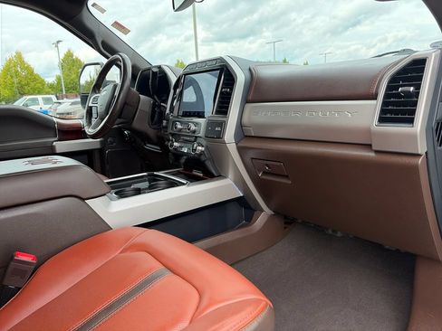 Used 2022 Ford F250 King Ranch w/ FX4 Off-Road Package AWD/4WD image 13