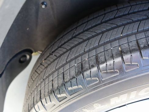 Used 2025 Toyota RAV4 LE image 42