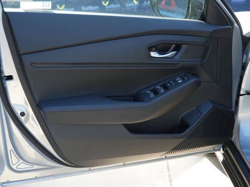 Used 2025 Honda Accord Sport image 13