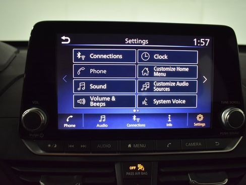 Used 2022 Nissan Altima 2.5 SV image 21