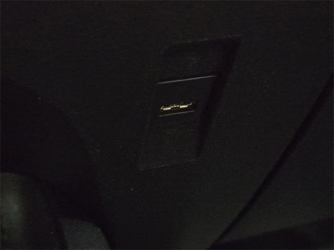 Used 2022 Toyota Corolla LE image 27