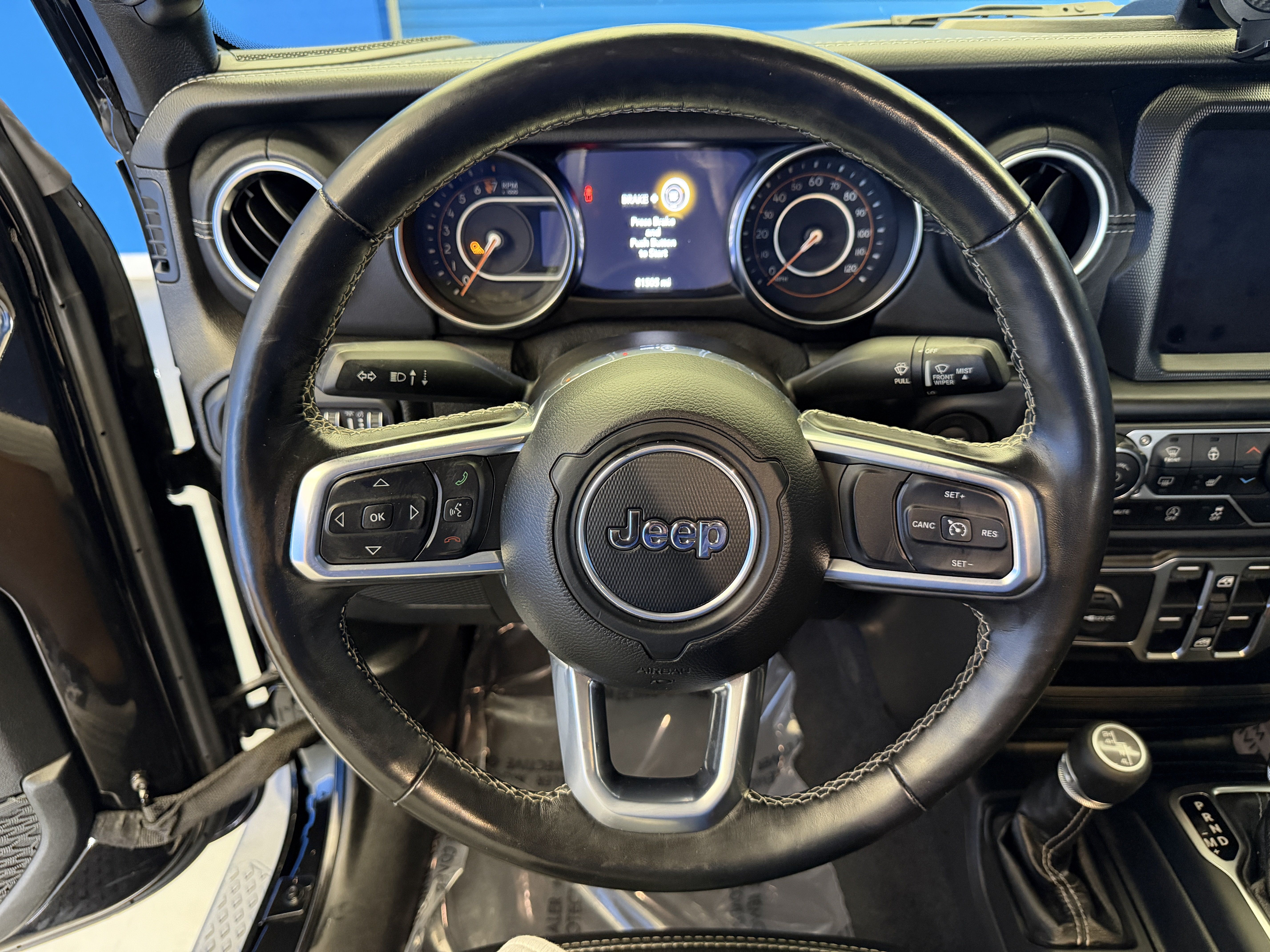 Used 2020 Jeep Gladiator Overland AWD/4WD image 16