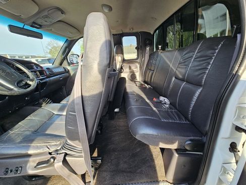 Used 1999 Dodge Ram 2500 Truck 2WD Quad Cab image 21