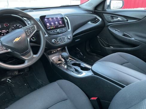 Used 2023 Chevrolet Malibu LT image 30