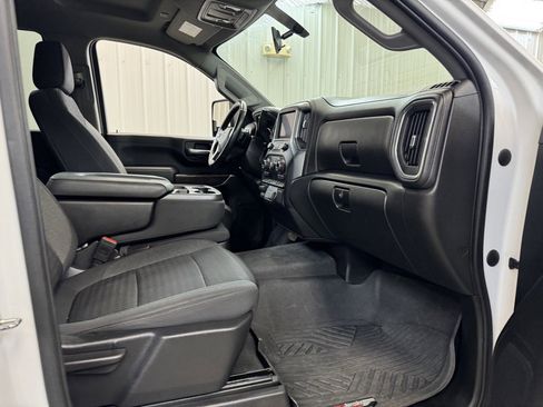 Used 2023 Chevrolet Silverado 2500 LT w/ Convenience Package image 27