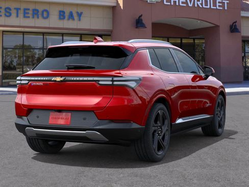 New 2025 Chevrolet Equinox EV LT image 4