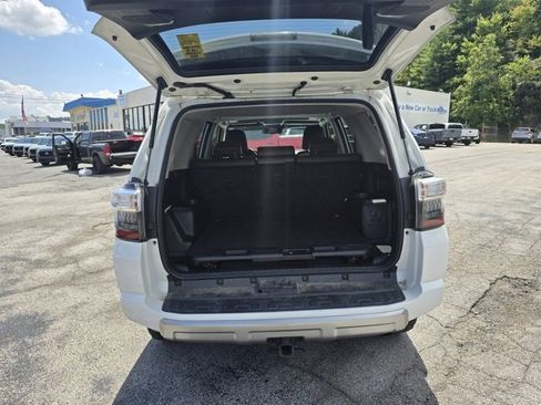 Used 2021 Toyota 4Runner TRD Off-Road Premium w/ Moonroof Package image 5