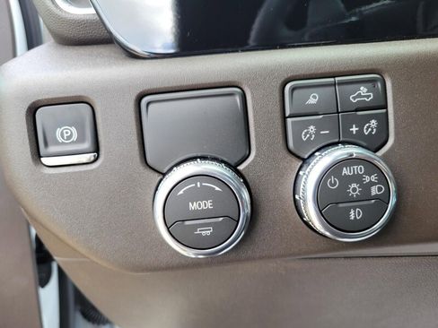 New 2026 GMC Sierra 1500 SLT RWD image 21