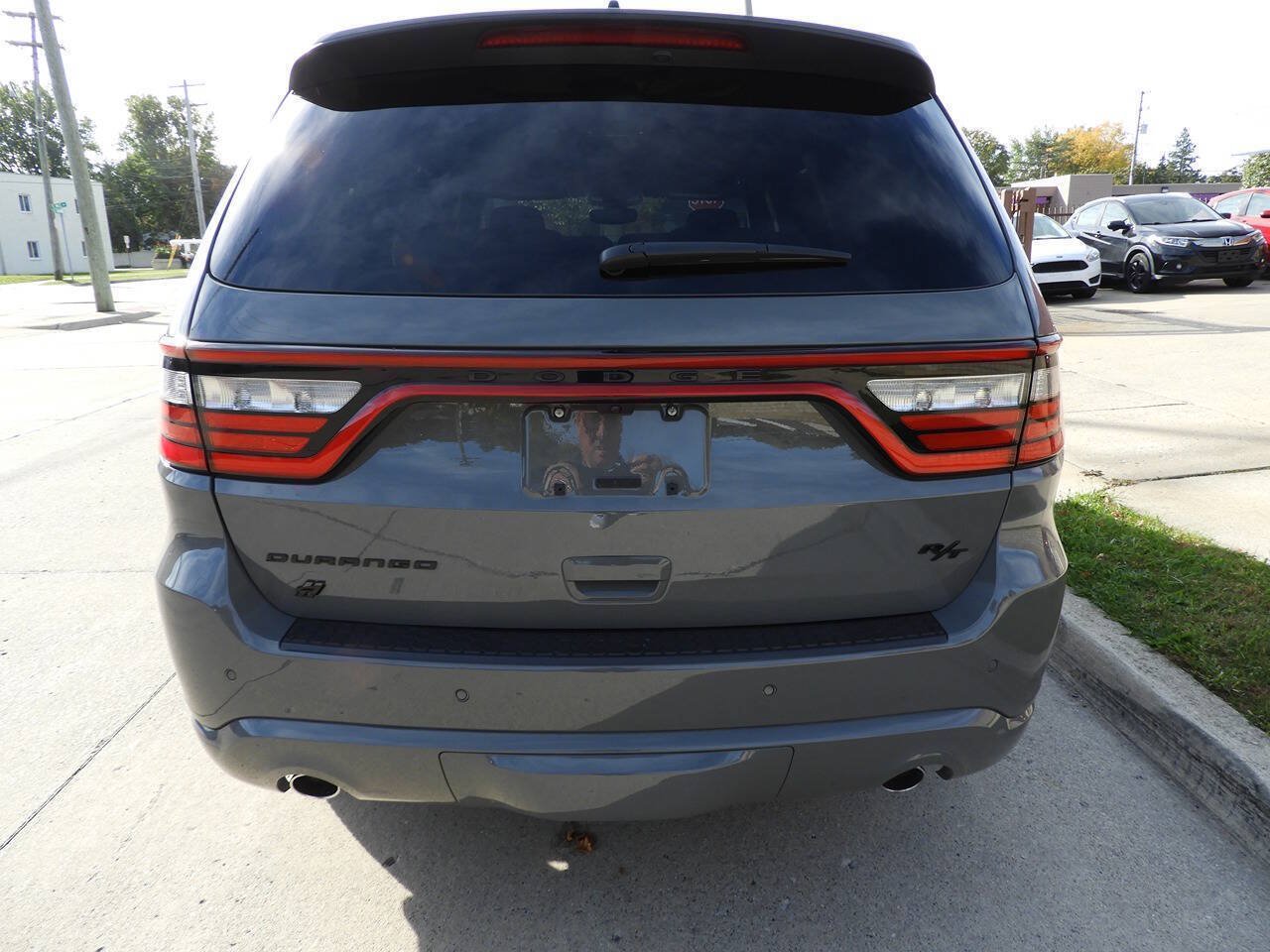 Used 2025 Dodge Durango R/T w/ Blacktop Package AWD/4WD image 7