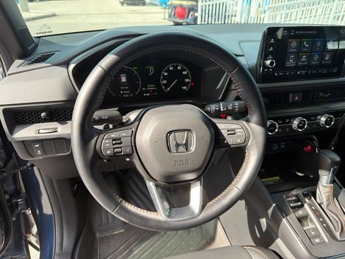 Used 2025 Honda CR-V Sport-L image 17