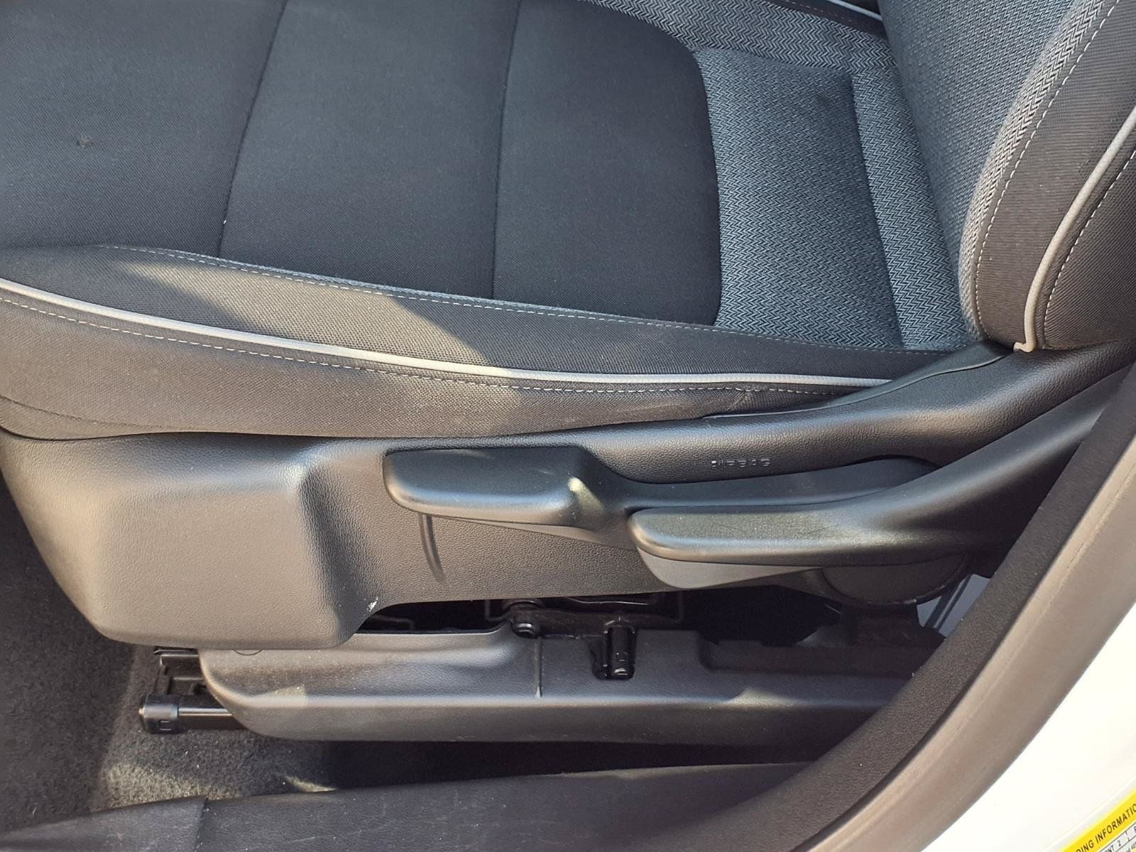 Used 2025 Chevrolet TrailBlazer LT FWD image 4