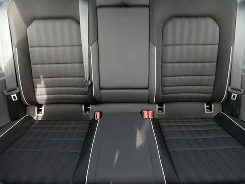 Used 2023 Volkswagen Jetta Sport image 13