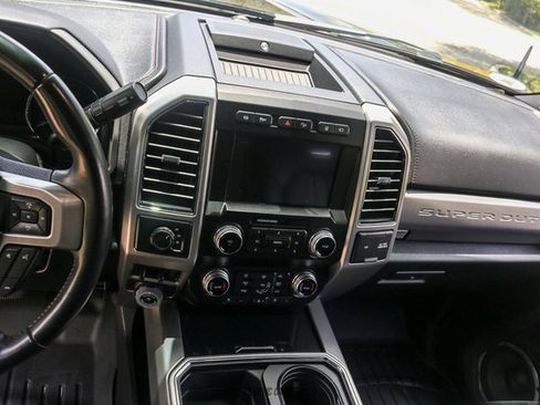 Used 2020 Ford F450 Platinum w/ FX4 Off-Road Package AWD/4WD image 23
