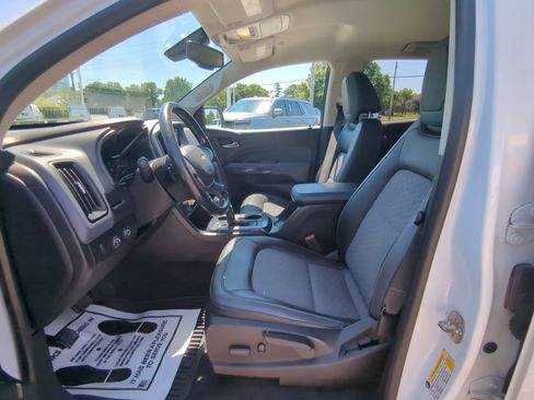 Used 2019 Chevrolet Colorado Z71 AWD/4WD image 16