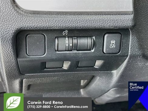 Used 2017 Subaru Forester 2.5i AWD/4WD image 14