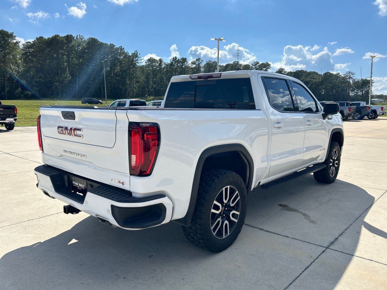 Used 2025 GMC Sierra 1500 AT4 w/ AT4 Premium Package AWD/4WD image 3