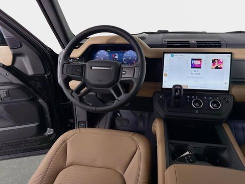 New 2026 Land Rover Defender 110 X-Dynamic SE AWD/4WD image 25