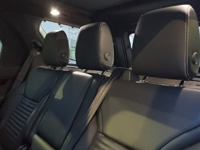 Certified 2026 Land Rover Discovery S AWD/4WD image 13