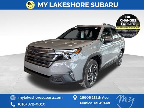 New 2025 Subaru Forester Premium image 3