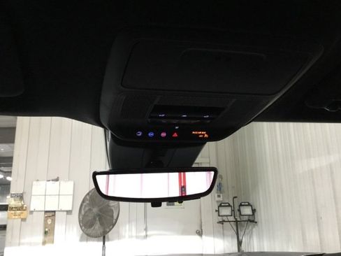 New 2026 GMC Acadia Elevation image 33