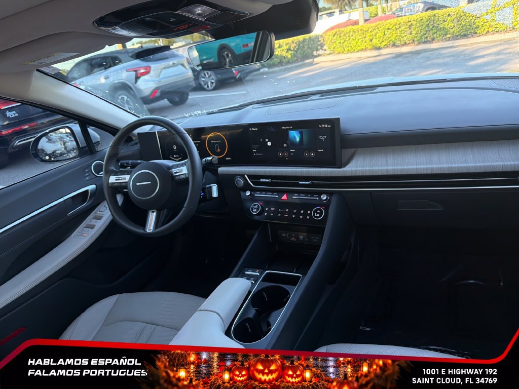 Used 2025 Hyundai Sonata Limited FWD image 30