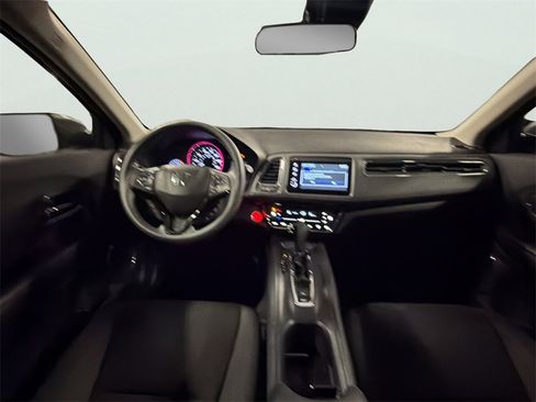 Used 2022 Honda HR-V EX image 11