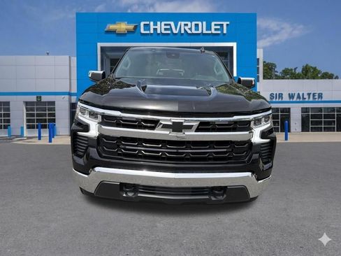 Used 2024 Chevrolet Silverado 1500 LT AWD/4WD image 24