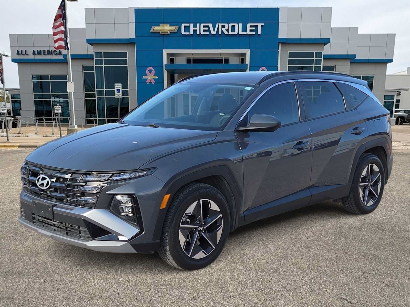 Used 2025 Hyundai Tucson SEL FWD image 1