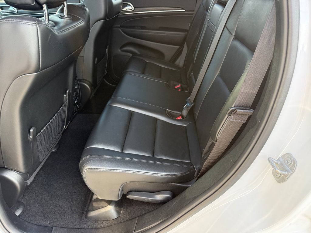 Used 2019 Jeep Grand Cherokee Limited w/ Trailer Tow Group IV AWD/4WD image 11