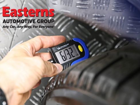 Used 2018 Tesla Model 3 Long Range RWD image 20