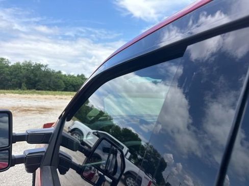Used 2024 Ford F250 XLT w/ XLT Premium Package AWD/4WD image 11