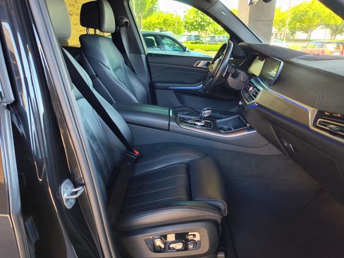 Used 2020 BMW X5 M50i w/ Executive Package AWD/4WD image 33