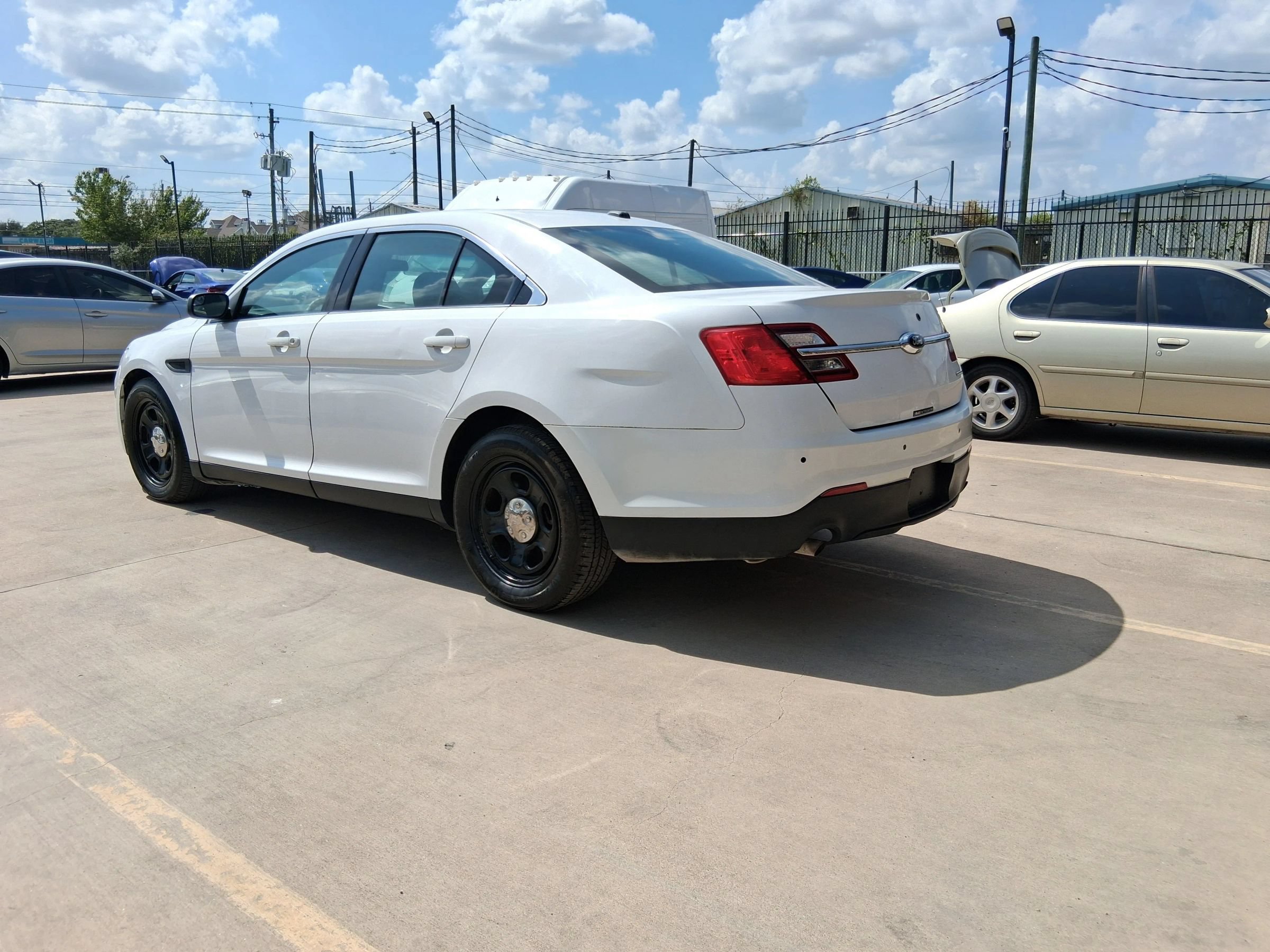 Used 2017 Ford Taurus Police Interceptor w/ Trunk Upfit Package FWD image 5