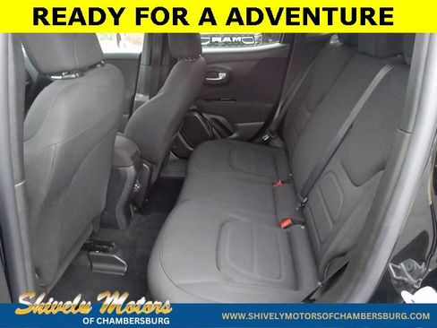 Used 2019 Jeep Renegade Latitude image 10