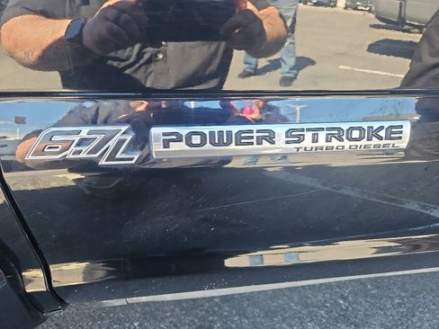 Used 2017 Ford F450 Platinum w/ Platinum Ultimate Package image 36