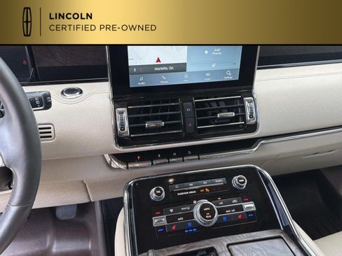 Certified 2021 Lincoln Navigator Reserve w/ Luxury Package AWD/4WD image 30