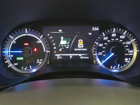 Used 2023 Toyota Highlander XLE AWD/4WD image 12