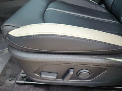 New 2026 Kia K5 GT-Line image 9