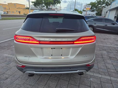 Used 2017 Lincoln MKC Premiere FWD image 6